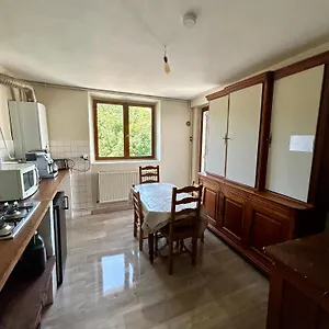 100metres-du-chateau.hotels-rhonealpes.com/